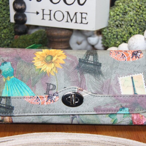 NWT Mundi Multifunctional Wallet Dressed for Paris CUTE! - Picture 1 of 12